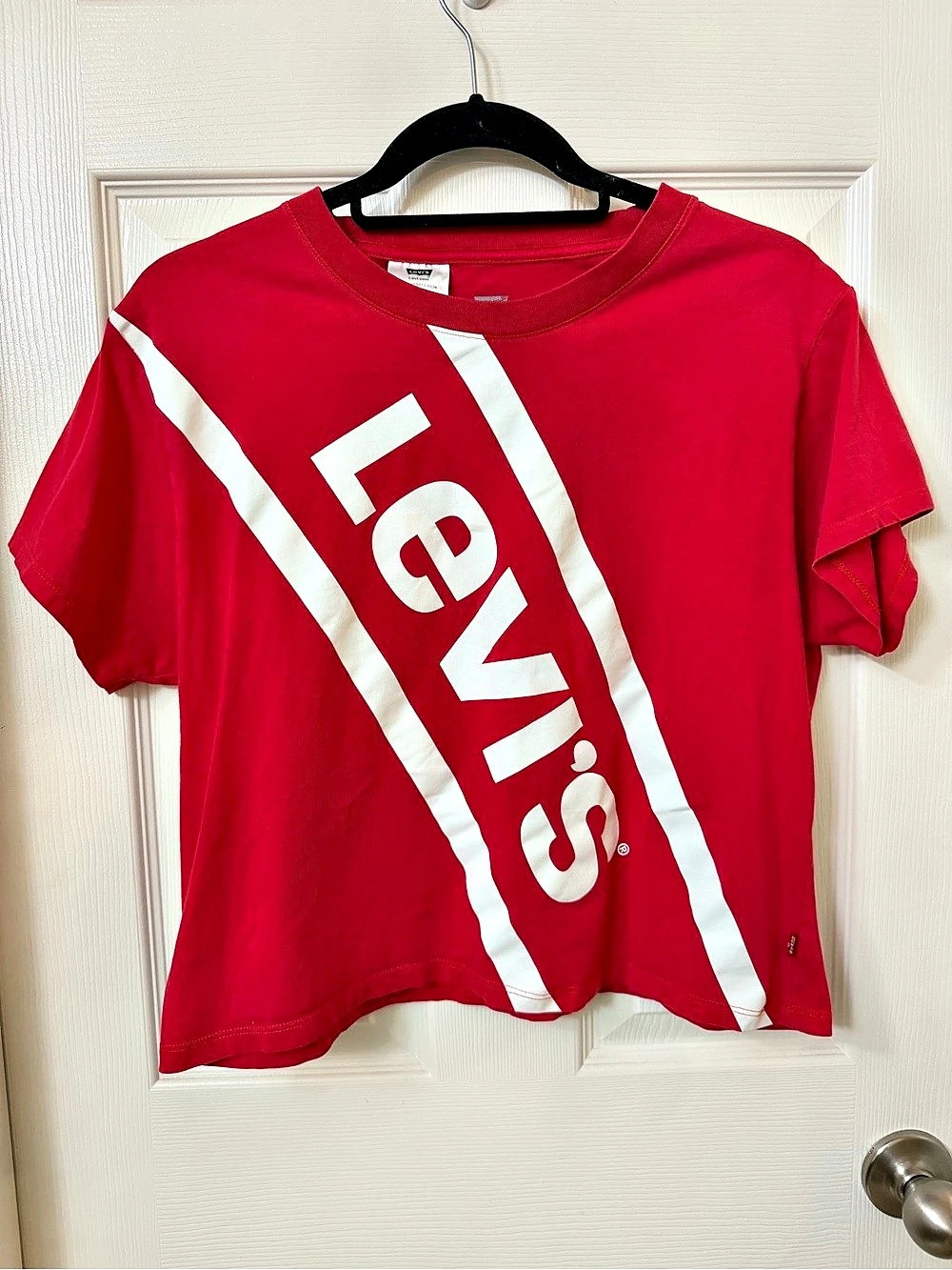 Levi's Graphic Varsity Cropped Tee in Red with Bold Sloped Logo Striping!